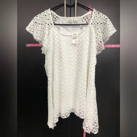 CATO Asymetrical Crochet lace like,flutter short sleeve, flared,scoop neck,lined - Picture 1 of 10